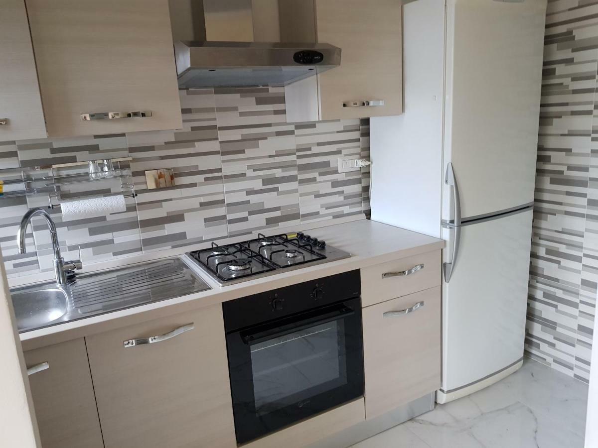 Apartamento Piazza T. Galimberti - Lingotto Turín Exterior foto